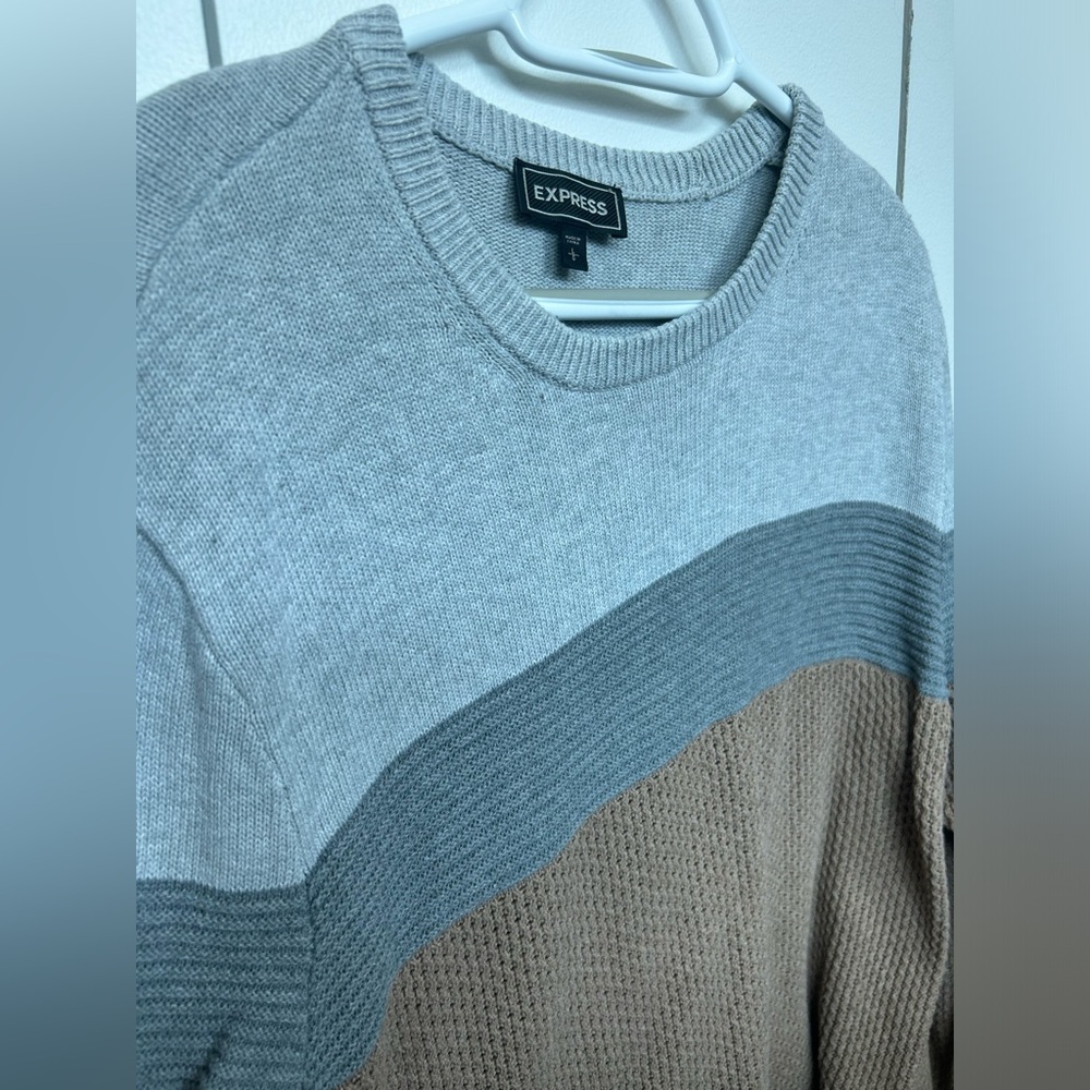EXPRESS Mens large Colorblock Ribbed Knit Pullover Sweater Crew Neck